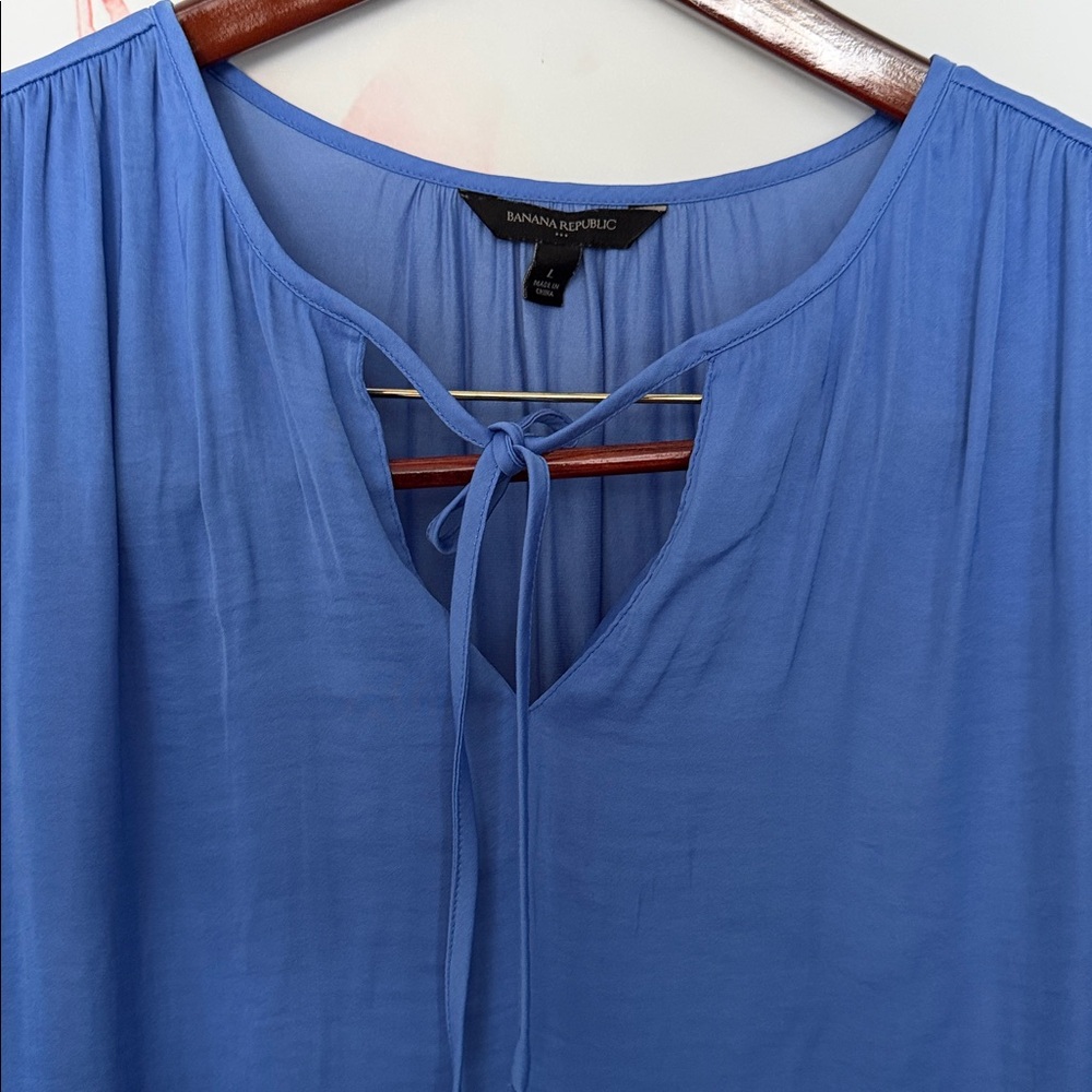 Banana Republic Blue Women's Top- Large - Picture 3 of 4